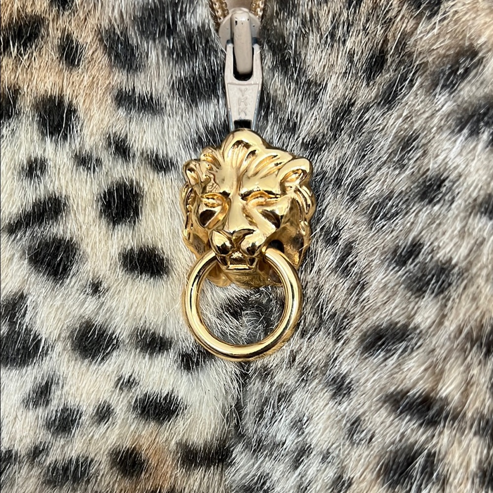 St. John Coat Collection by Marie Gray Cheetah Faux Fur Bomber Jacket M - Picture 3 of 8